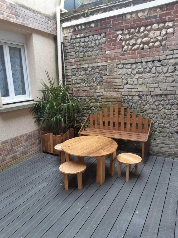 Repaire Des Corsaires Normands Holiday home